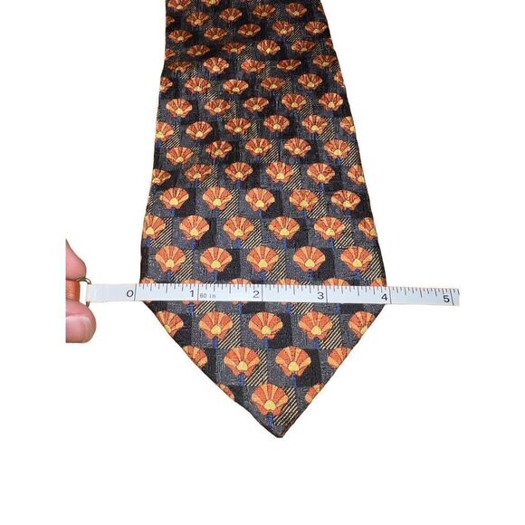 Ermenegildo Zegna Orange & Black Shell Print Handmade Neck Tie - Picture 3 of 7